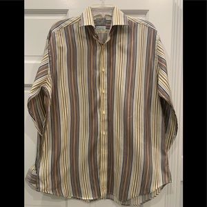 Thomas Dean men’s dress shirt.